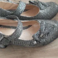 تعدادی کفش بچگانه|کفش و لباس بچه|تاکستان, |دیوار