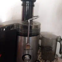 آبمیوه گیری فقط بخاطر نبودن جا میخوام بفروشم