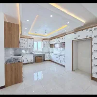 کابینت هایگلاس طرح چوب امیر علی