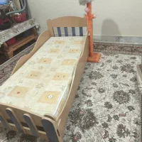 تخت خواب کودک|تخت و صندلی بچه|اصفهان, شفق|دیوار