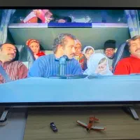 تلویزیون توشیبا اصل هوشمند اندروید یکماه کار|تلویزیون و پروژکتور|شیراز, شهرک استقلال|دیوار