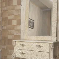 میز آرایش آیینه دار