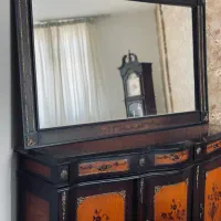 کنسول و ساعت چوبی بزرگ