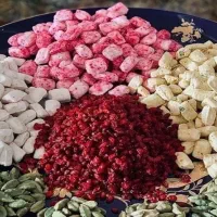 آبنبات اصیل بجنورد ۴۸ تومان