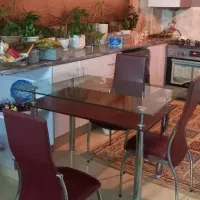 میز نهار خوری چهار نفره