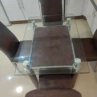 میز صبحانه خوری