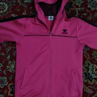 ست های ورزشی دخترانه و کفش اسپرت