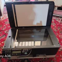 دودستگاه کپی رنگی وسیاه وسفید