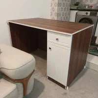 میز تحریر و کار