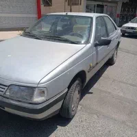 پژودوگانه عروسک