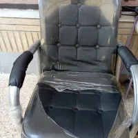 صندلی اداری در حد نو