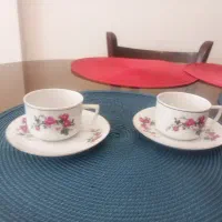 ظروف قدیمی قهوه خوری ۹۰ سال پیش دو عدد موجود است