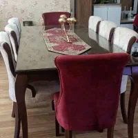 میز و‌ صندلی ناهار خوری ۸ نفره در حد نو‌نو
