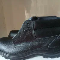 کفش ایمنی سایز ۴۲