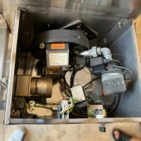 فر ریلی|کافی‌شاپ و رستوران|اصفهان, زهران|دیوار