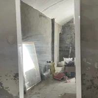 ایینه ایستاده