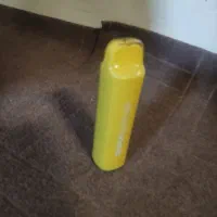 پاد فروشی تعم موز توت‌فرنگی