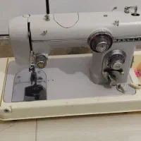 چرخ خیاطی خوس لنگه ای پنج میل مدل 672