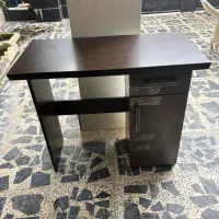 میز تحریر وصندلی اداری