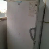 فریزر تک هشت کشو