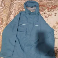 تعدادی کاپشن و گرمکن و کفش