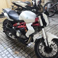 بنلی ۳۰۰|موتورسیکلت|شهر ری, شهادت|دیوار