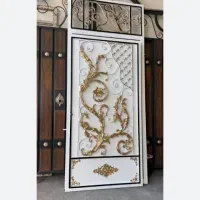 رنگ آمیزی درب و پنجره خونه وحیاط