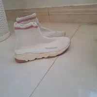 کفش بالنسیا سایز ۴۰