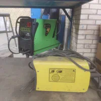 برقکاری-جوشکاری-لوله کشی-بخاری-پکیج رادیاتور|خدمات پیشه و مهارت|شیراز, شهرک والفجر|دیوار