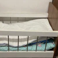 تخت و صندلی غذای کودک