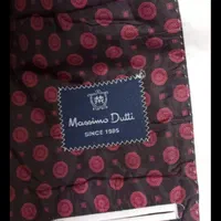 چند دست لباس سایز لارج|لباس|اندیشه, اندیشه فاز ۱|دیوار