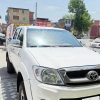 تویوتا هایلوکس ۲۰۱۱ بلند