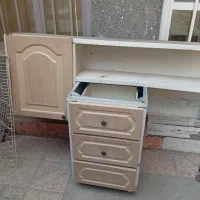 کابینت فلزی وموکت
