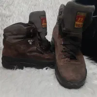 کفش کوهنوردی تکنیکا