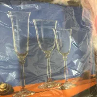 لیوان پایه دار پیرکسی نو پاشا باغچه