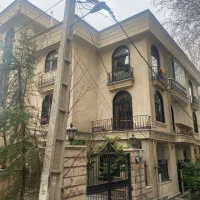 کلنگی-210-متر-2-نبش-جنوبی-قابل-تهاتر