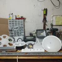 تعمیر و فروش لامپ چراغ پروژکتور پنل هالوژن محافظ|لامپ و چراغ|قم, سالاریه|دیوار