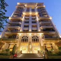 نظافت راه پله مشاعات وداخل منزل