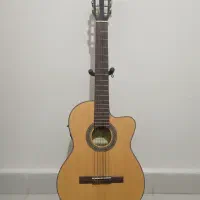 گیتار کلاسیک Breedson