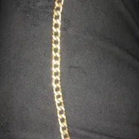 دستبند طلا پیدا شده