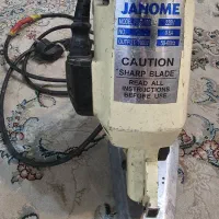 قیچی برقی و دکمه زن