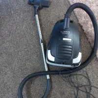 جاروبرقی کارکرده بوش|جاروبرقی، جارو شارژی، بخارشو|قم, محمد آباد|دیوار