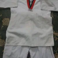 لباس تکواندووکنگفوودفاع شخصی وکتاب اموزش رزمی