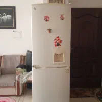 یخچال دو در بالا یخچال پایین فریزر