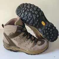 کفش کوهنوردی تاکنیکا اسلواکی سایز 40