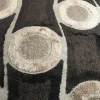 فرش پرز بلند در حد نو