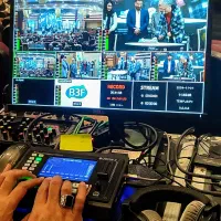 تصویربرداری و تدوین همزمان، پخش زنده همایش و مراسم|خدمات پذیرایی، مراسم|رشت, سعدی (تختی)|دیوار