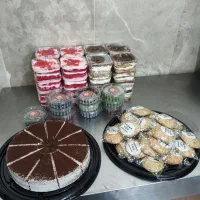 کیک و شیرینی کافه ای و تولد