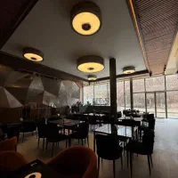 استخدام منشی با فن بیان قوی و روابط عمومی بالا