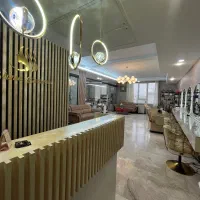 اجاره-اتاق-در-سالن-پر-مشتری